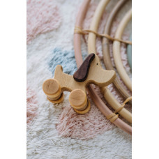 Деревянная игрушка каталка 