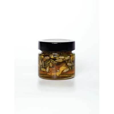 Грецкий орех в меду с добавлением семян тыквы и подсолнечника 110 г
