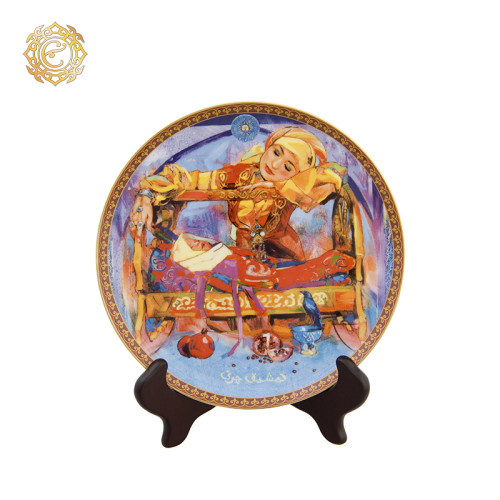 Декоративная фарфоровая тарелка "Бесiк Жыры".  Подарочная упаковка в национальном стиле.